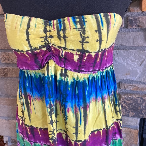 Comfy, fun coverup 🔆 - Picture 2 of 5